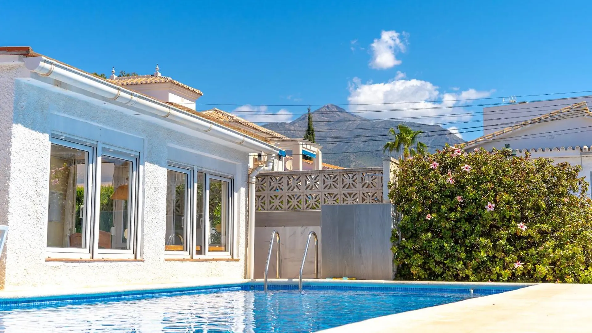 Villa Sevilla Casasol Nerja 0*,